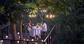 Foto 1 Romantisches Abendessen auf einer Waldterrasse
