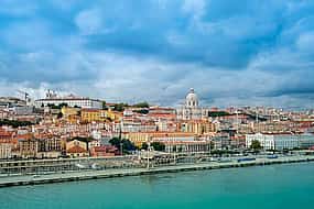 Foto 1 Private Direct Transfer From Lagos to Lisbon