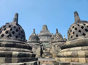 Фото 1 Borobudur Sunrise, Merapi Volcano and Prambanan Full Day Tour