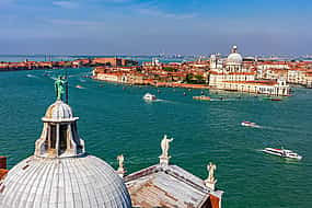 Фото 1 Экскурсия по крышам Венеции с дегустацией просекко