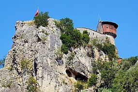 รูปภาพ 1 Petrele Castle Tour