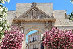Foto 1 Private transfer from Naples to Lecce, 2 hours for sightseeing