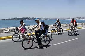 照片 1 Eurasia Bike and Boat Tour