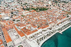 Foto 1 Private Transfer from Zagreb to Split, Hotel-to-hotel, English-speaking driver
