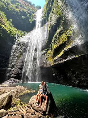 Foto 1 Erstaunlicher Bromo Sonnenaufgang und Madakaripura Wasserfall Private Tour