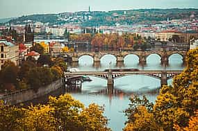 Foto 1 Private transfer from Budapest to Prague with a Sightseeing stop in Kutna Hora