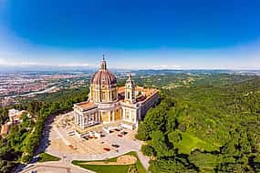 Foto 1 Private transfer from Zurich to Torino with 2h stop in Como