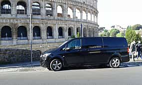 Foto 1 Excursión privada en monovolumen por Roma con guía
