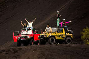 Φωτογραφία 1 Jeep Sunrise and Hot Springs Private Driving Tour