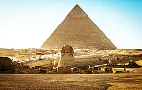 Foto 1 Excursión de día completo a las Grandes Pirámides, Menfis y Saqqara