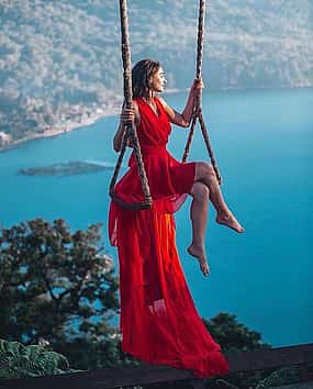 Fotografie 1 Bali’s Most Beautiful Views: Floating Ulun danu Temple, Wana Giri Hidden Hills & Twin Falls