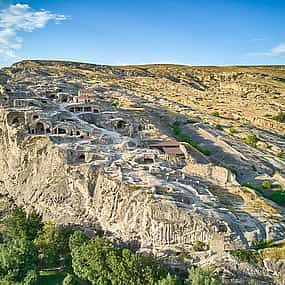 Foto 1 Excursión de un día: Uplistsikhe - Gori - Monasterio de Jvari - Mtskheta