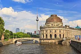 Foto 1 Berlin WWII Escape: Self-Guided Jewish History Puzzle Walk