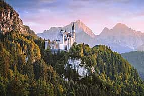 Foto 1 Discover Neuschwanstein & Landsberg on a Private Day Trip