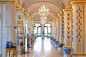 Φωτογραφία 1 Private transfer from Berlin to Prague with Meissen Porcelain Manufactory stop