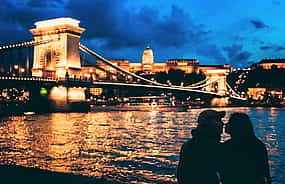 Foto 1 Crucero por el río Budapest con cóctel