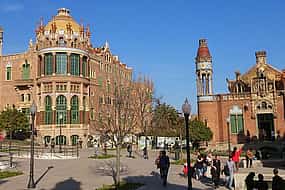 Foto 1 Private Direct Transfer From Valencia to Barcelona, English Speaking Driver
