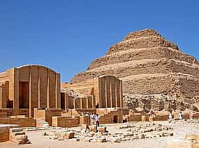 照片 1 Pirámides de Egipto - Guiza, Pirámide escalonada y Pirámide acodada de Dahshur