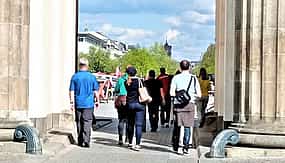 Foto 1 Private Walking Tour Berlin Highlight für bis zu zehn Personen, 3 Stunden