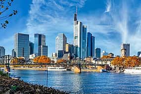 Foto 1 Private transfer: Bruges to Frankfurt with a 2h Sightseeing stop