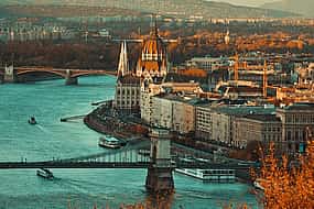 Photo 1 Private transfer from Vienna to Budapest with 2h of sightseeing
