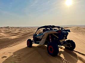 Foto 1 Paseo matinal en buggy 1000cc por el desierto con traslados desde Dubai, Sharjah y Ajman