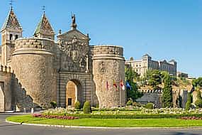 Foto 1 Medieval Toledo: The Knight of Three Cultures Exploration Game