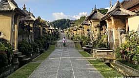 Fotografie 1 Bali’s Hidden Gems: Penglipuran Village, Coffee Tasting & Tibumana Waterfall