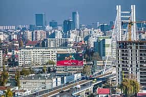 照片 1 Private Transfer from Bucharest to Brasov with 2h Sightseeing and Local Driver