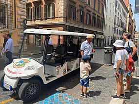 Foto 1 Rome: Private Golf Cart Tour of Catacomb &Ancient Appian Way