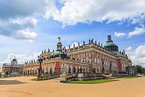Φωτογραφία 1 Private transfer from Berlin to Prague with stops at Potsdam + Sanssouci Palace