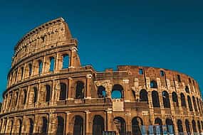 Φωτογραφία 1 Private Transfer from Rome to San Marino with 2 hours for sightseeing stops