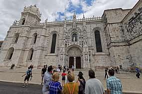Photo 1 Porto to Lisbon Private Transfer: Scenic Heritage Stops