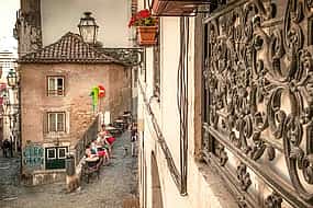 Foto 1 Lisbon Photography Tour: Authentic Alfama with Local Photographer