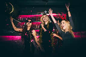 Foto 1 La mejor fiesta en Miami con barra libre gratuita y limusina