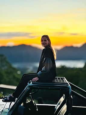 Photo 1 Mt Batur Sunirse jeep & Natural Hot Springs