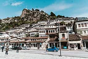 Foto 1 BERAT (UNESCO) desde Durres