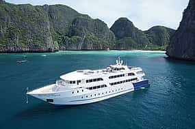Photo 1 Phuket: Phi Phi Island Cruise Tour by Luxury Boat (Normal Seat)