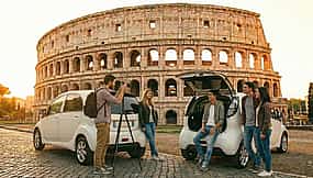 照片 1 Tour in auto elettrica a Roma con prelievo e colazione
