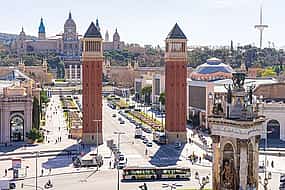 รูปภาพ 1 Private Transfer From Madrid to Barcelona English Speaking Driver 