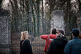 Foto 1 Visita al hospital psiquiátrico y al cementerio abandonado