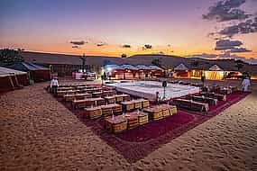 Zdjęcie 1 Pustynne Safari Dubaj Kolacja BBQ i Pokazy na Żywo
