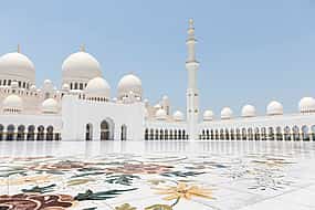 Foto 1 Excursión privada a Abu Dhabi desde Dubai