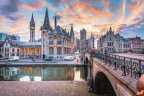 Foto 1 Private transfer from Bruges to Frankfurt, 2h stop in Ghent
