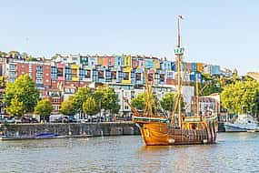 صورة 1 Bristol Waterfront: Brunel to Banksy Self-Guided Puzzle Walk