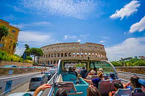 Foto 1 Visita panorámica de Roma en autobús Hop-on Hop-off
