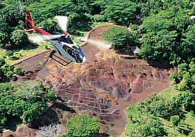 Foto 1 Excursión obligada en helicóptero desde Chamarel