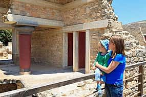 Foto 1 Knossos Palace-Archaeological Museum and Heraklion City Private Tour