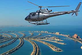 Foto 1 Dubai Palm Helicopter Ride - 17 Mins Tour with Private Transfers