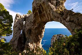 Foto 1 Descubra la Costa Sorrentina y Capri desde Positano
